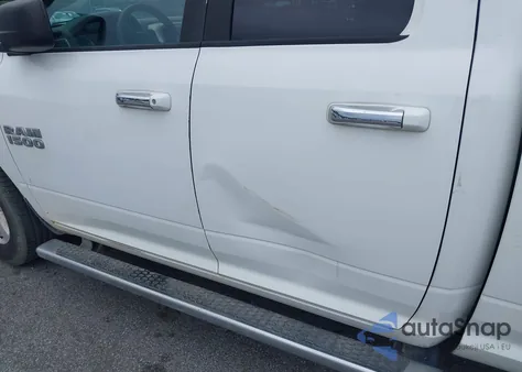 2015 Ram 1500 Slt z USA, uszkodzony, nr VIN 1C6RR6GG2FS645904